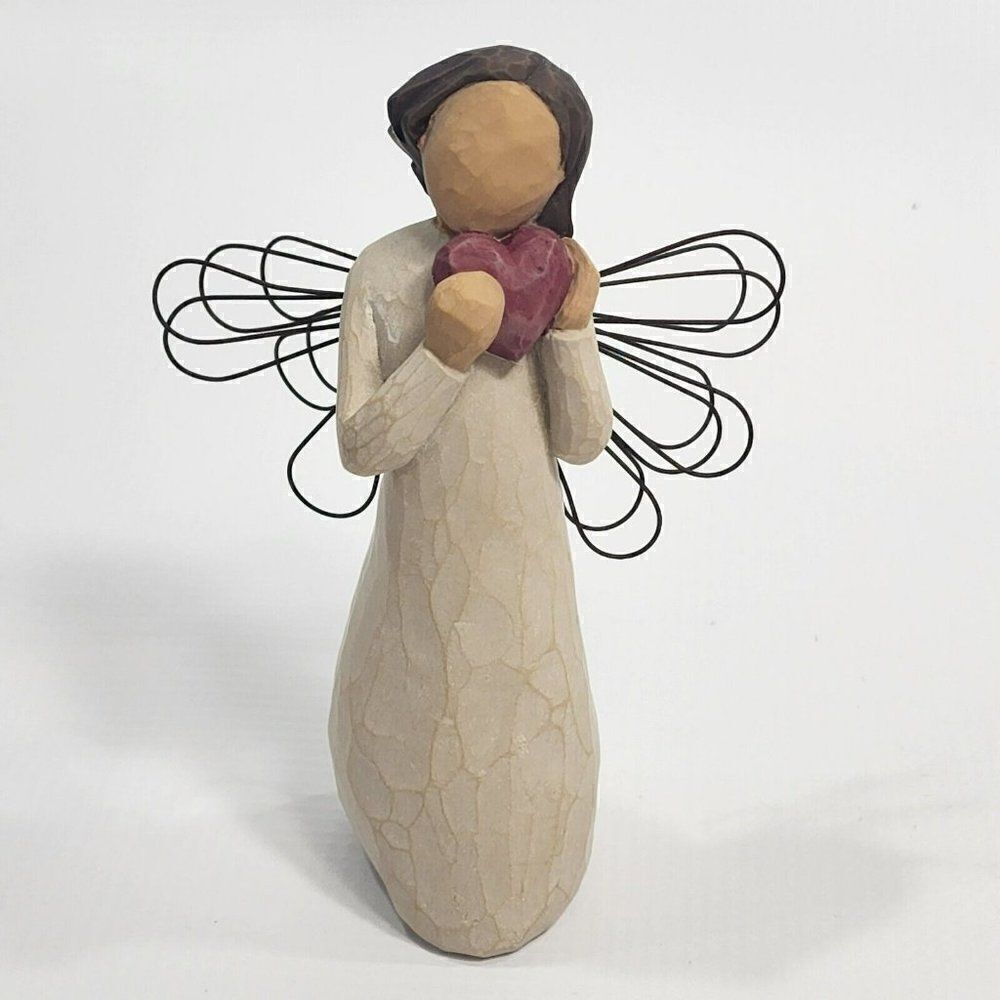 Willow Tree 5" Angel of Heart Holding‎ Red Heart Figurine Retired Susan Lordi